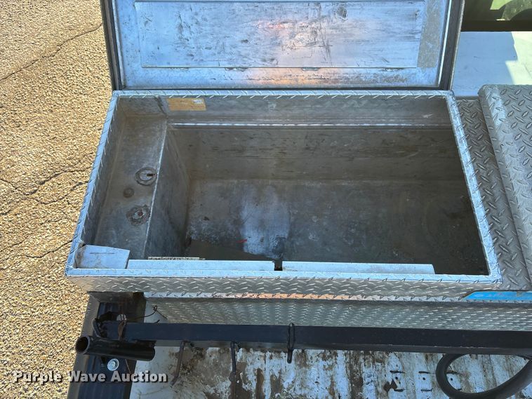 image for item OE9254 2011 Ford F250 Super Duty XL pickup truck