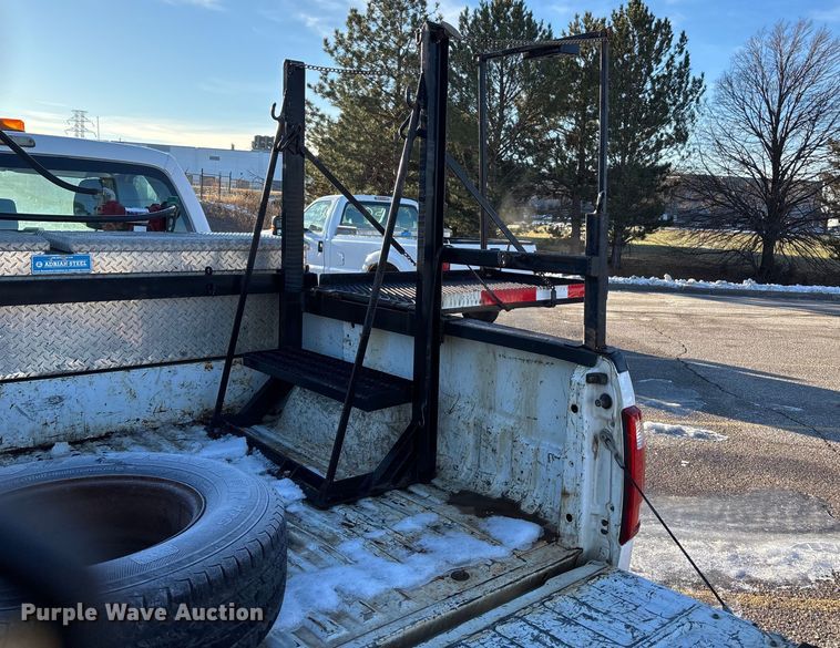 image for item OE9254 2011 Ford F250 Super Duty XL pickup truck