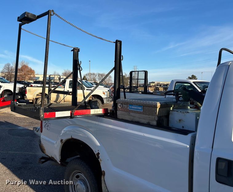 image for item OE9254 2011 Ford F250 Super Duty XL pickup truck