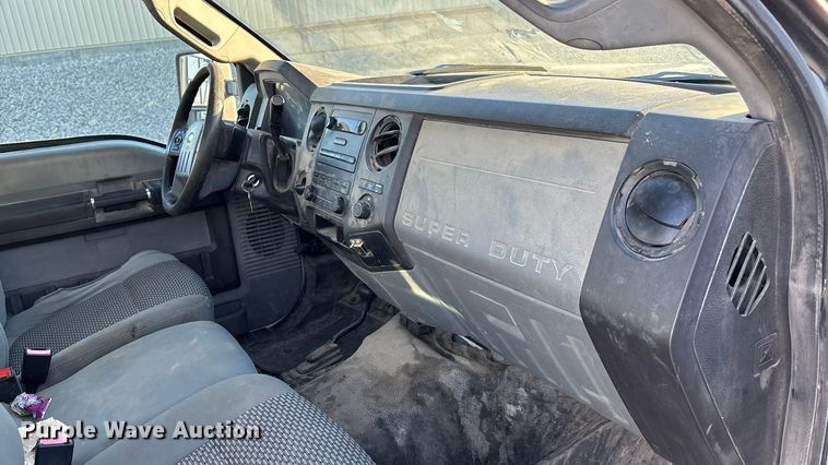 image for item OE9254 2011 Ford F250 Super Duty XL pickup truck