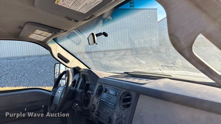 image for item OE9254 2011 Ford F250 Super Duty XL pickup truck