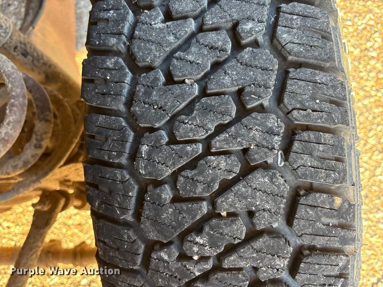 image for item OE9254 2011 Ford F250 Super Duty XL pickup truck