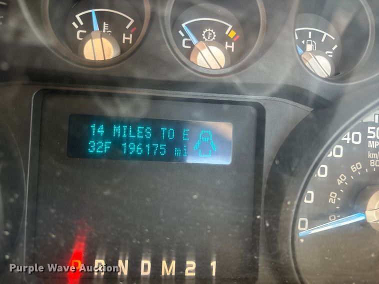 image for item OE9254 2011 Ford F250 Super Duty XL pickup truck