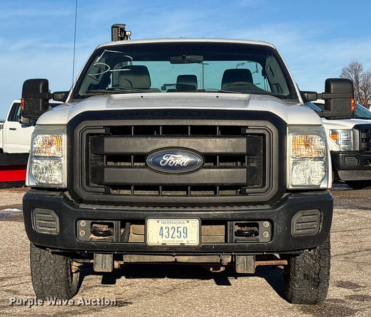 image for item OE9255 2011 Ford F250 Super Duty pickup truck