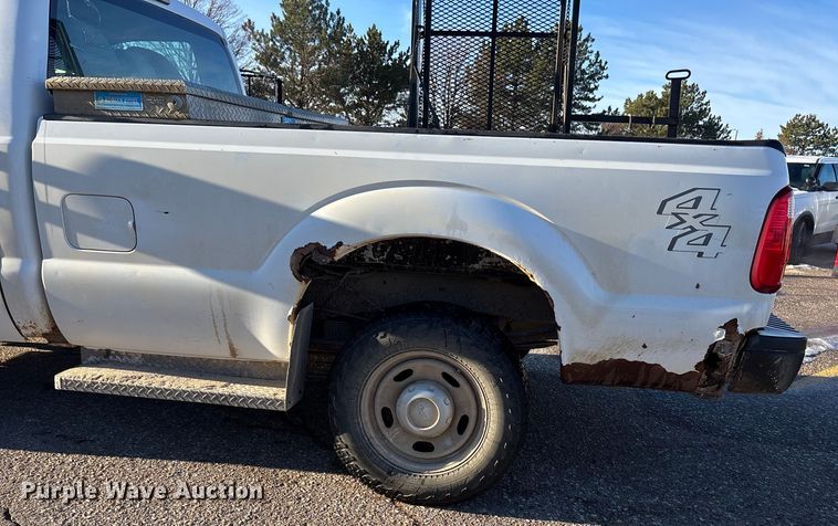 image for item OE9255 2011 Ford F250 Super Duty pickup truck