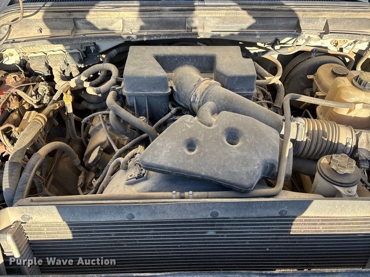 image for item OE9255 2011 Ford F250 Super Duty pickup truck