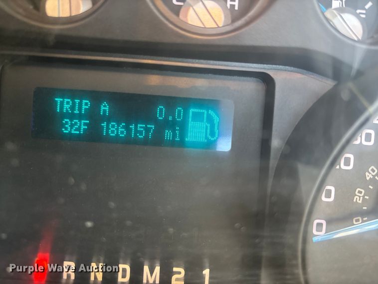 image for item OE9255 2011 Ford F250 Super Duty pickup truck