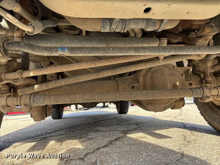 image for item OE9256 2011 Ford F250 Super Duty pickup truck