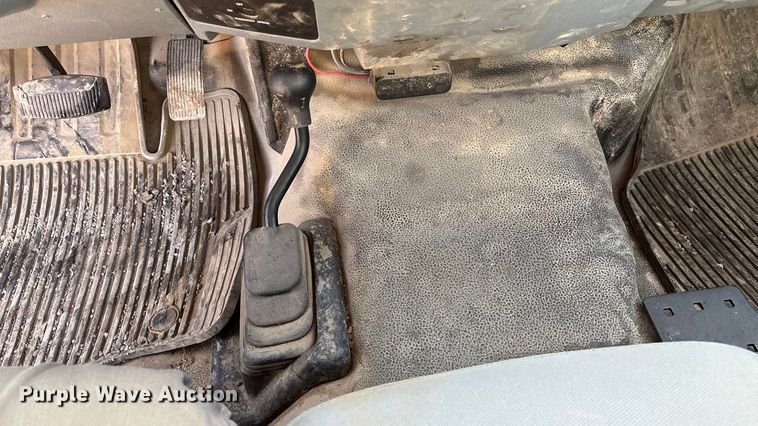 image for item OE9256 2011 Ford F250 Super Duty pickup truck