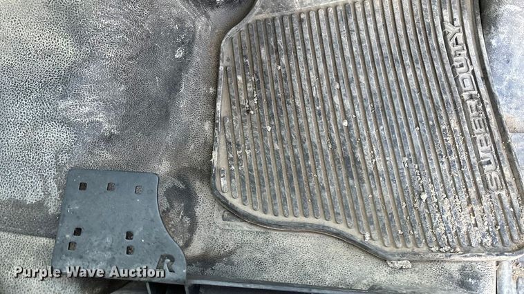 image for item OE9256 2011 Ford F250 Super Duty pickup truck