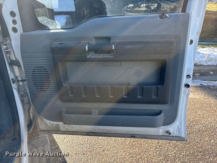 image for item OE9258 2012 Ford F250 Super Duty XL Crew Cab pickup truck