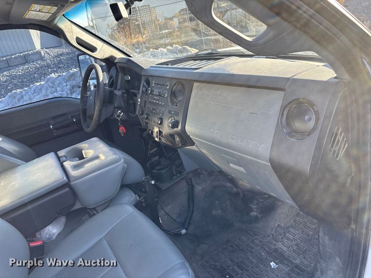 image for item OE9258 2012 Ford F250 Super Duty XL Crew Cab pickup truck