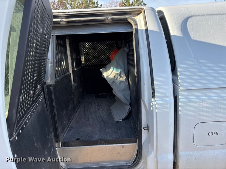 image for item OE9258 2012 Ford F250 Super Duty XL Crew Cab pickup truck