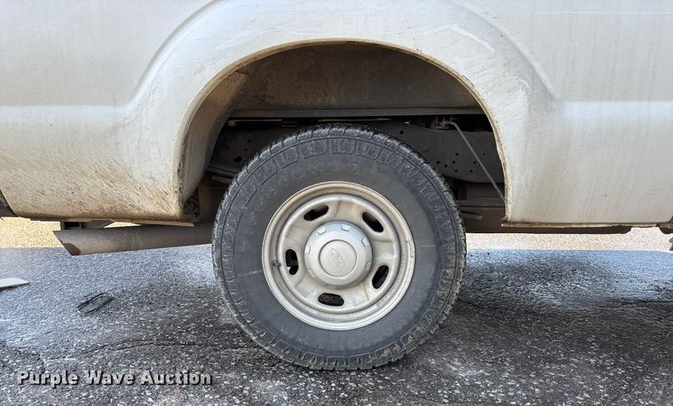 image for item OE9258 2012 Ford F250 Super Duty XL Crew Cab pickup truck