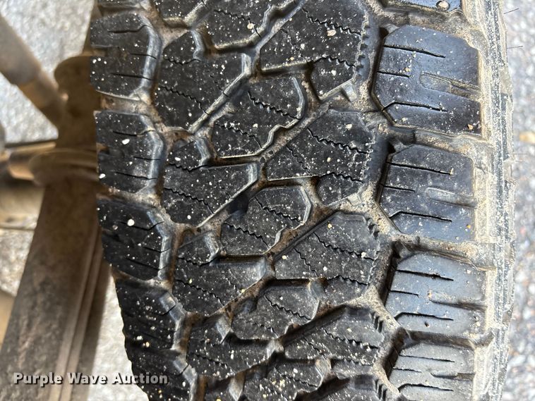 image for item OE9258 2012 Ford F250 Super Duty XL Crew Cab pickup truck