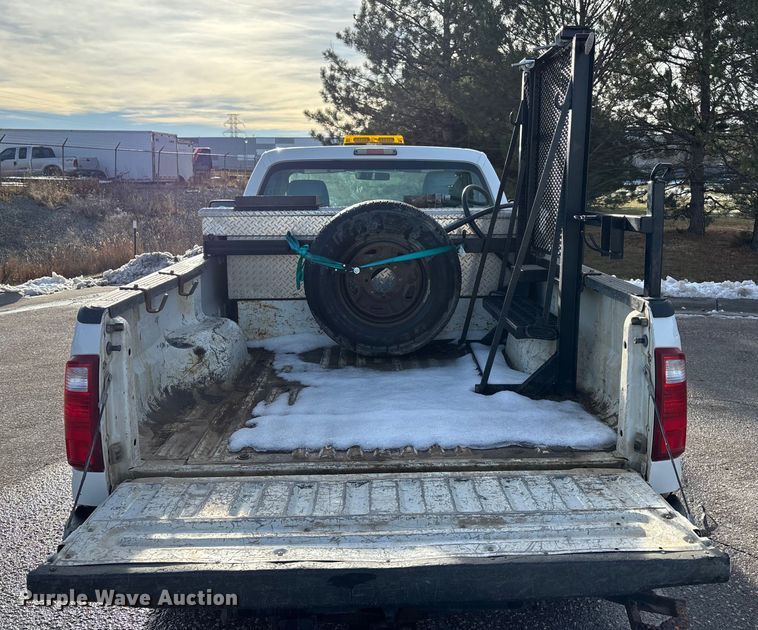 image for item OE9259 2011 Ford F250 Super Duty pickup truck