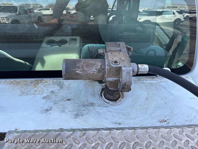 image for item OE9259 2011 Ford F250 Super Duty pickup truck