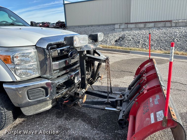 image for item OE9260 2015 Ford F250 Super Duty XL pickup truck