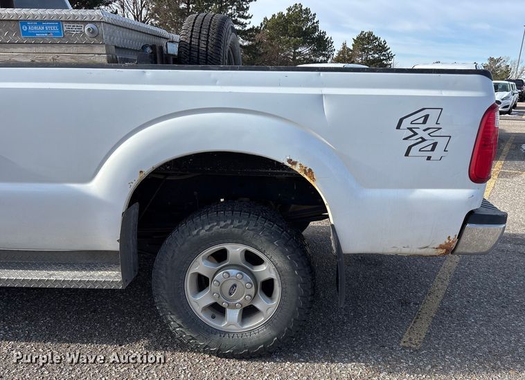 image for item OE9260 2015 Ford F250 Super Duty XL pickup truck