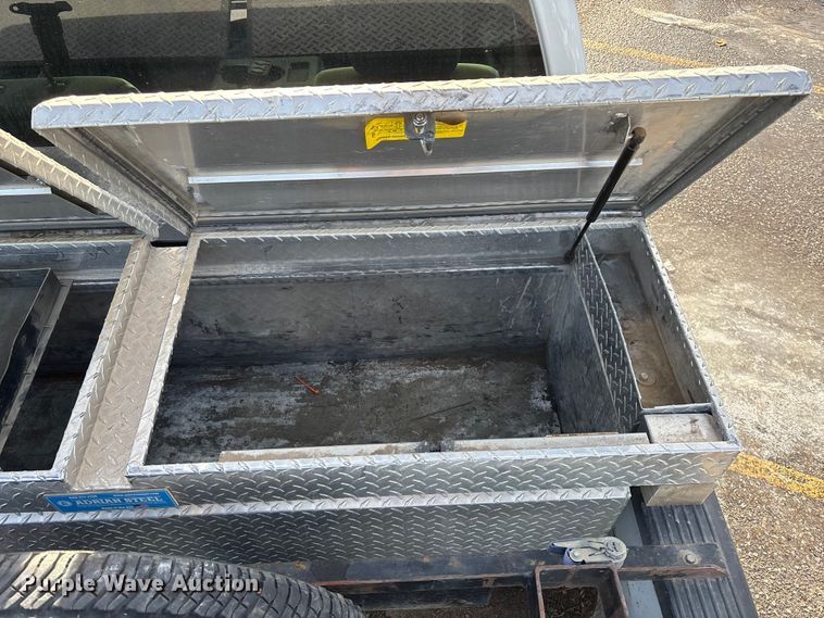 image for item OE9260 2015 Ford F250 Super Duty XL pickup truck