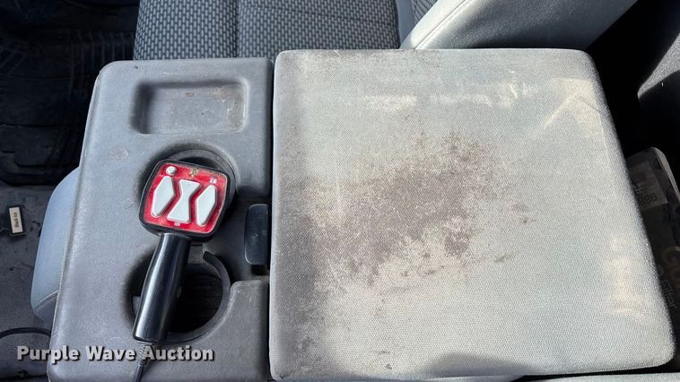 image for item OE9260 2015 Ford F250 Super Duty XL pickup truck