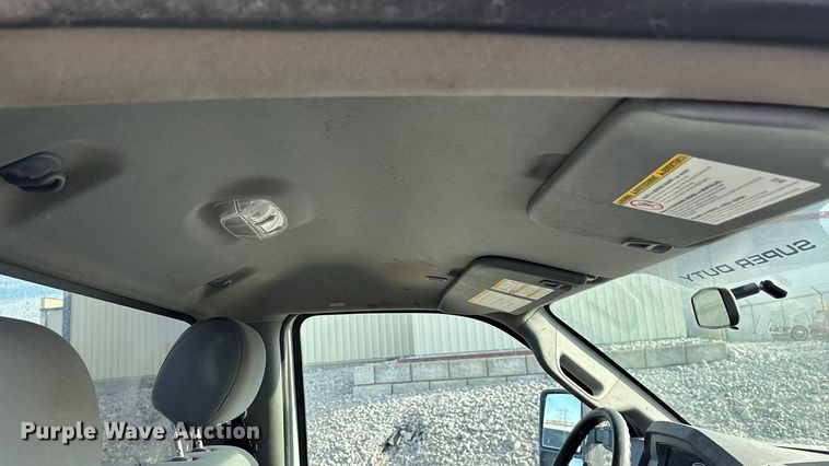 image for item OE9260 2015 Ford F250 Super Duty XL pickup truck