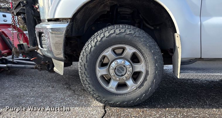 image for item OE9260 2015 Ford F250 Super Duty XL pickup truck