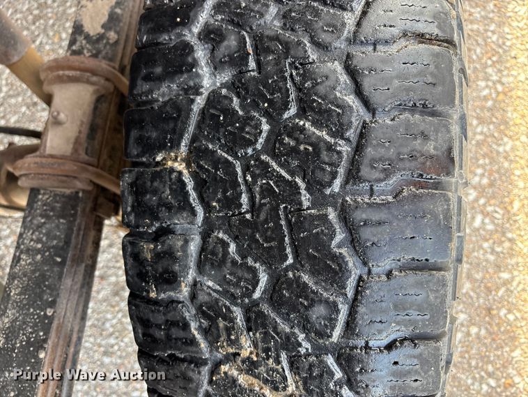 image for item OE9260 2015 Ford F250 Super Duty XL pickup truck