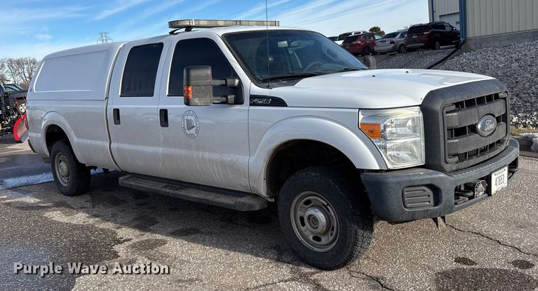 image for item OE9261 2015 Ford F250 Super Duty XL Crew Cab pickup truck