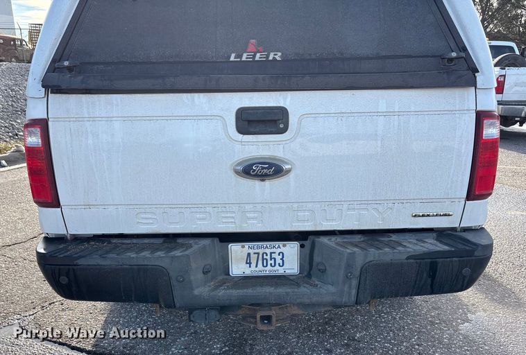 image for item OE9261 2015 Ford F250 Super Duty XL Crew Cab pickup truck