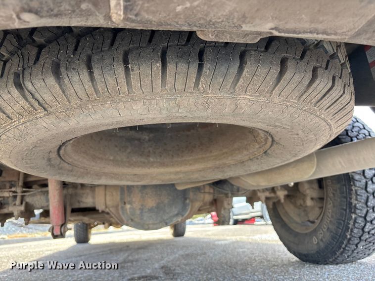 image for item OE9261 2015 Ford F250 Super Duty XL Crew Cab pickup truck