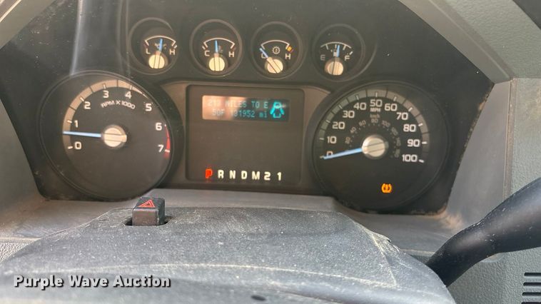 image for item OE9261 2015 Ford F250 Super Duty XL Crew Cab pickup truck