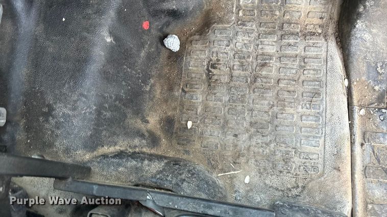 image for item OE9261 2015 Ford F250 Super Duty XL Crew Cab pickup truck