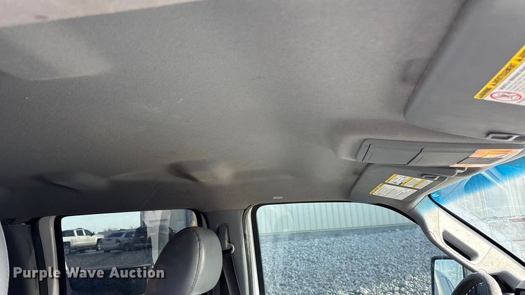 image for item OE9261 2015 Ford F250 Super Duty XL Crew Cab pickup truck