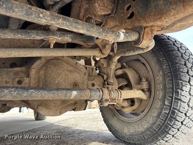 image for item OE9262 2015 Ford F250 Super Duty XL pickup truck