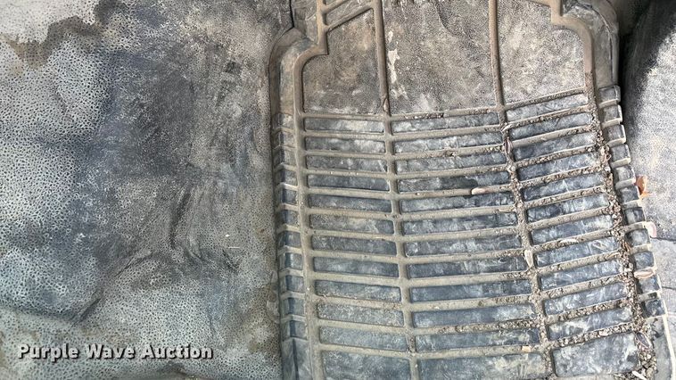 image for item OE9262 2015 Ford F250 Super Duty XL pickup truck