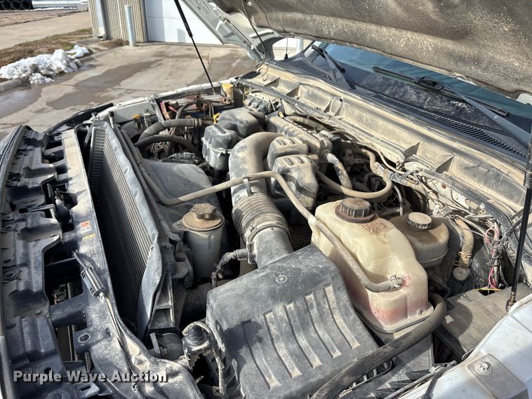 image for item OE9262 2015 Ford F250 Super Duty XL pickup truck