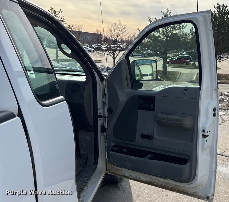 image for item OE9263 2008 Ford F150 pickup truck