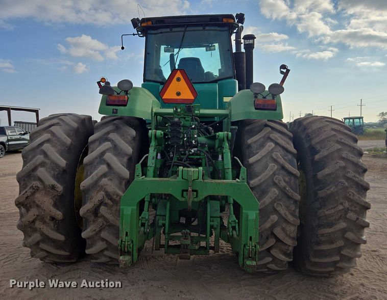 image for item DT4712 2011 John Deere 9230 4WD tractor