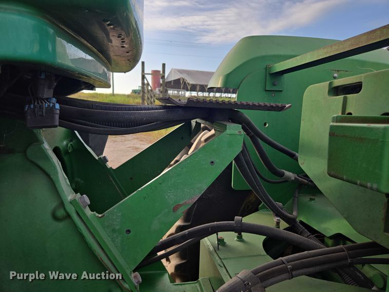 image for item DT4712 2011 John Deere 9230 4WD tractor