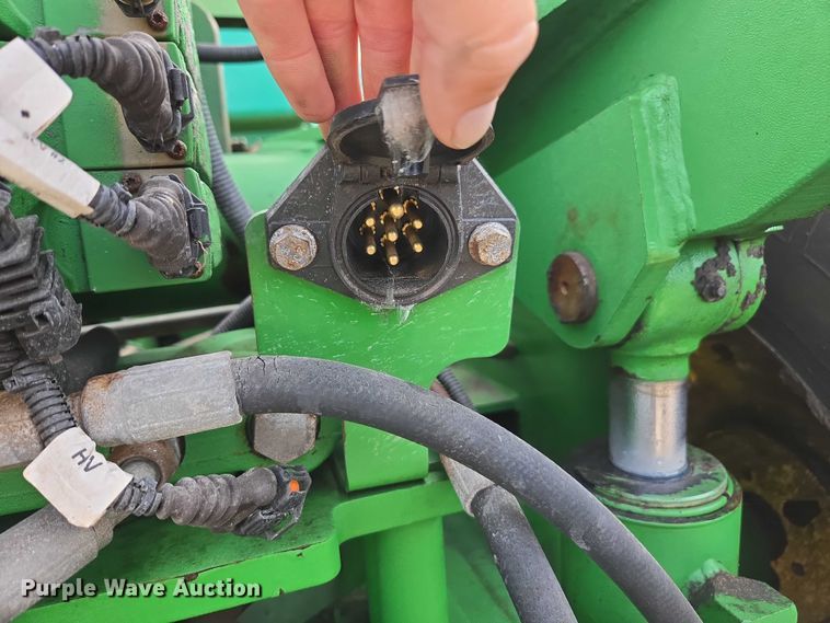 image for item DT4712 2011 John Deere 9230 4WD tractor