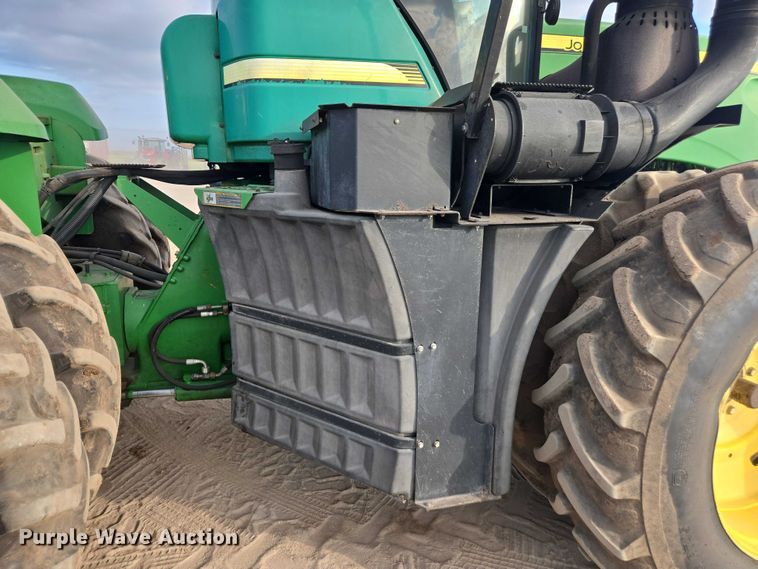 image for item DT4712 2011 John Deere 9230 4WD tractor