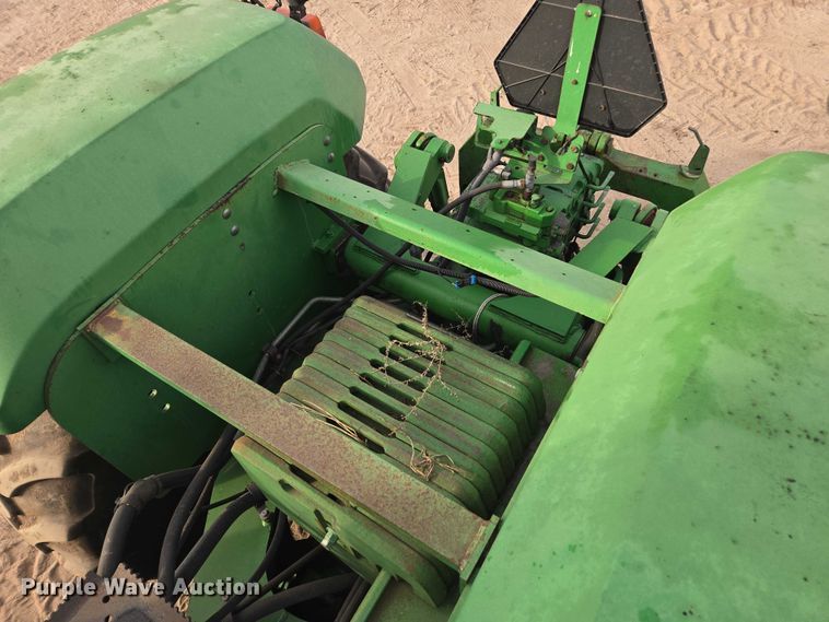 image for item DT4712 2011 John Deere 9230 4WD tractor