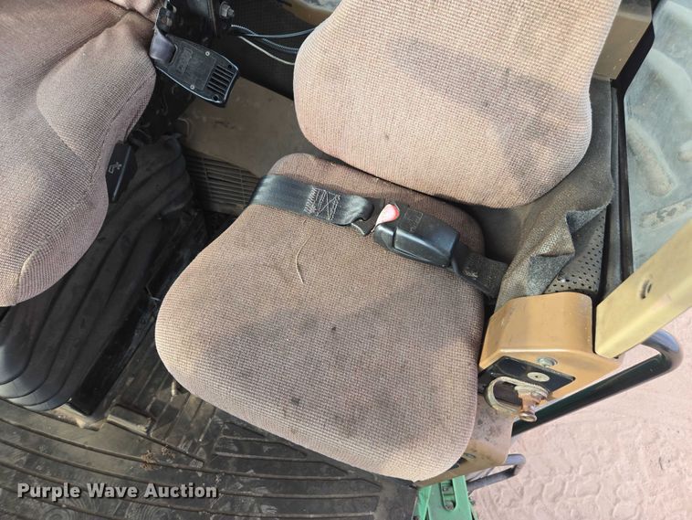 image for item DT4712 2011 John Deere 9230 4WD tractor