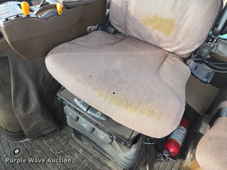 image for item DT4712 2011 John Deere 9230 4WD tractor