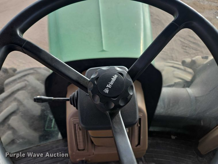 image for item DT4712 2011 John Deere 9230 4WD tractor