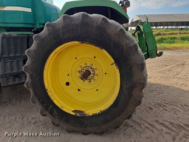 image for item DT4712 2011 John Deere 9230 4WD tractor