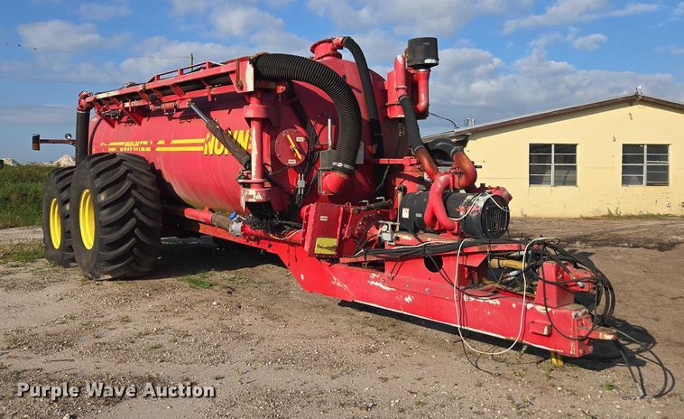 image for item DT4714 Nuhn Magnum 7500 liquid manure applicator