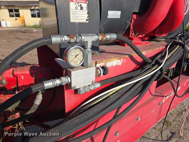 image for item DT4714 Nuhn Magnum 7500 liquid manure applicator