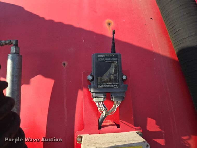 image for item DT4714 Nuhn Magnum 7500 liquid manure applicator